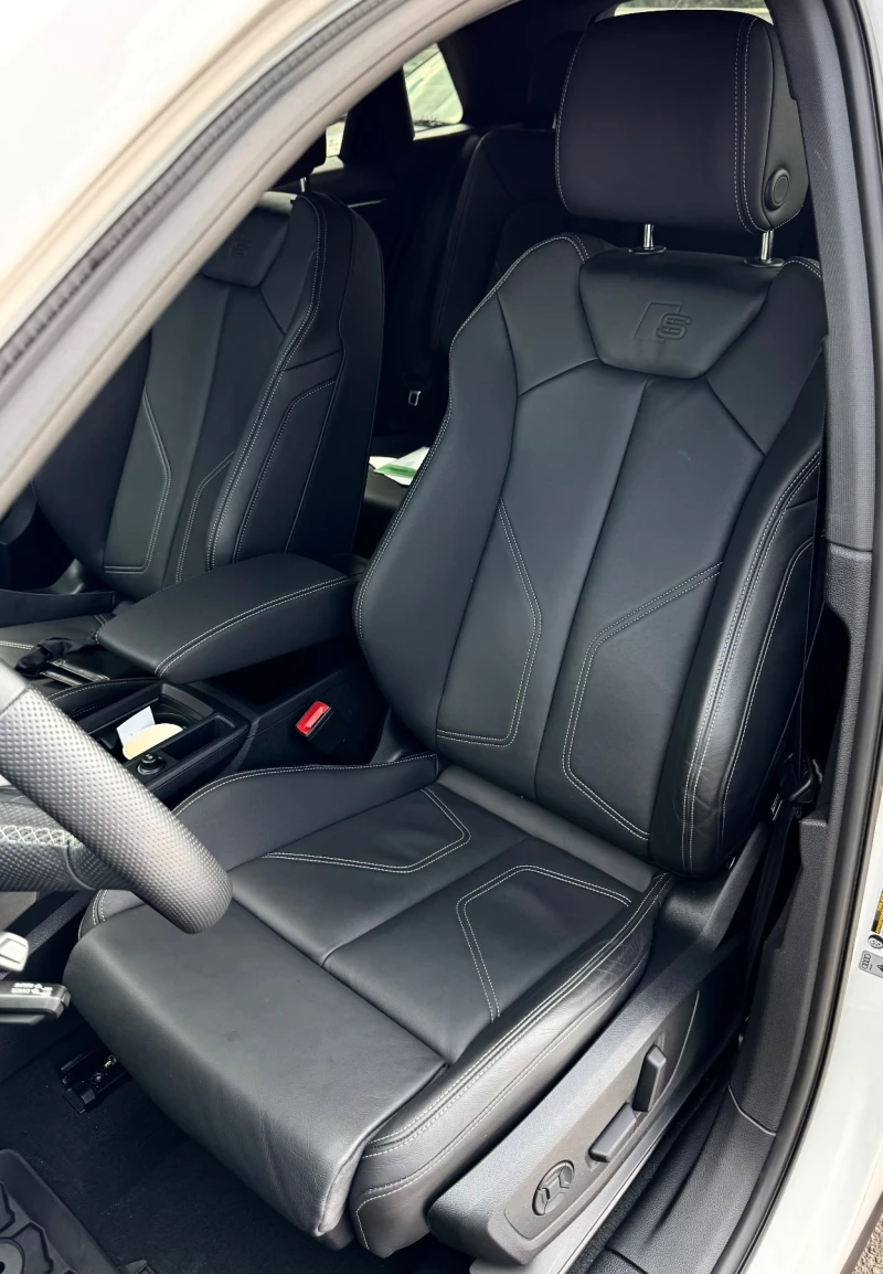 Audi Q3 S Line / 4500km, снимка 9 - Автомобили и джипове - 51189363