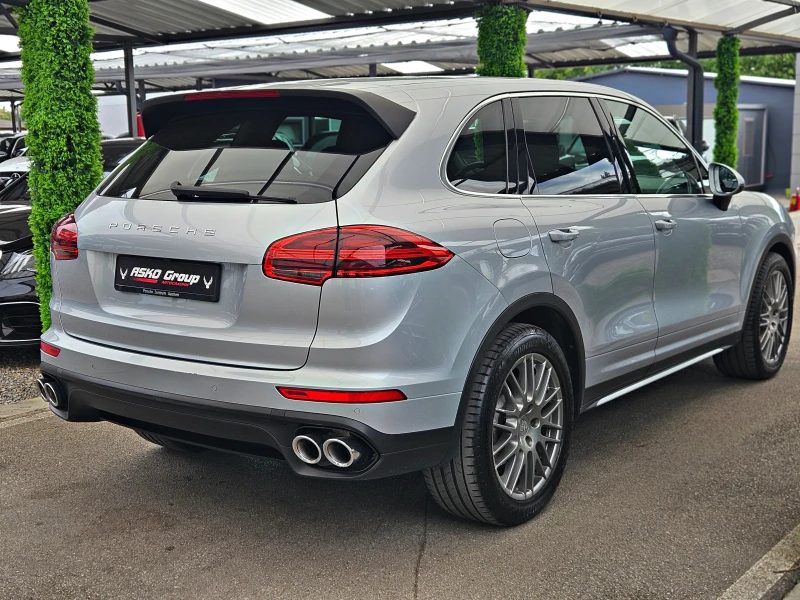 Porsche Cayenne S/FULL LED/CAMERA/BOSE/ПАНОРАМА/ПОДГРЕВ/ПАМЕТ/LIZI, снимка 5 - Автомобили и джипове - 51847493