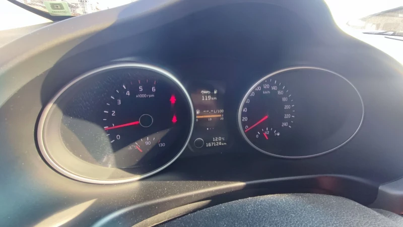 Kia Sportage 167.000 км, снимка 13 - Автомобили и джипове - 52727757