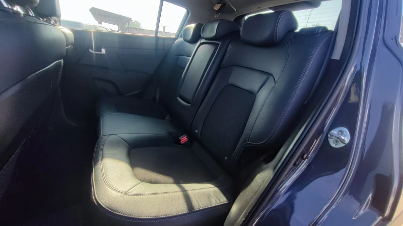 Kia Sportage 167.000 км, снимка 11 - Автомобили и джипове - 52727757