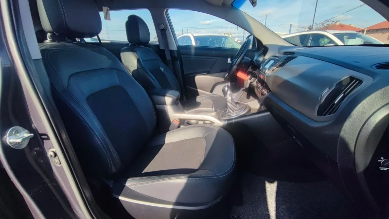 Kia Sportage 167.000 км, снимка 14 - Автомобили и джипове - 52727757