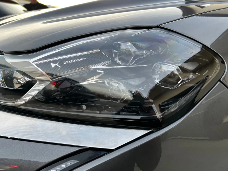 DS DS 3 Crossback 1.5 HDI AUTOMATIC Камера LED NAVI EURO 6 KTEO! , снимка 13 - Автомобили и джипове - 52749136