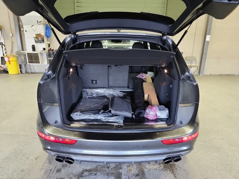 Audi SQ5 * TECHNIK * CARFAX * , снимка 14 - Автомобили и джипове - 52862402