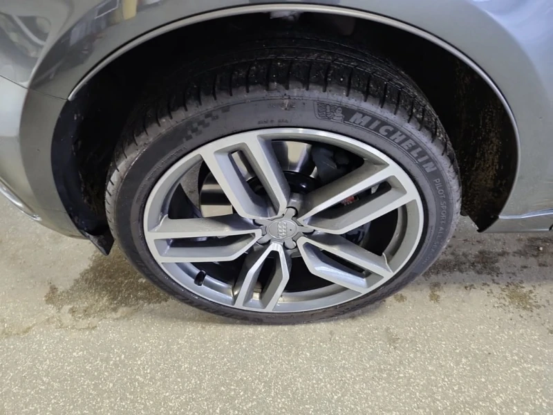 Audi SQ5 * TECHNIK * CARFAX * , снимка 6 - Автомобили и джипове - 52862402