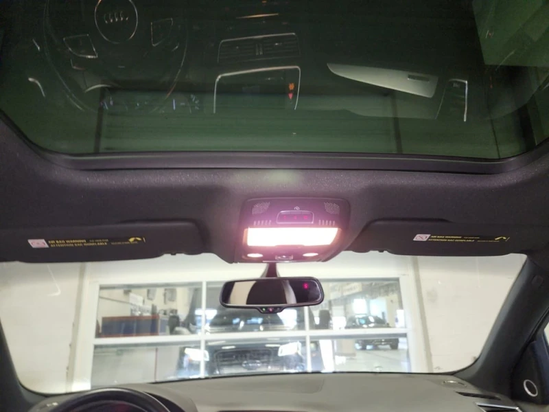 Audi SQ5 * TECHNIK * CARFAX * , снимка 12 - Автомобили и джипове - 52862402