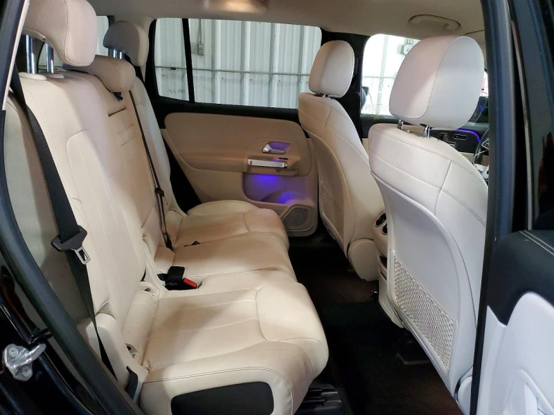 Mercedes-Benz GLB ДИСТРОНИК* ДИГИТАЛ* ПОДГРЕВИ* БЕЖАВА КОЖА* , снимка 11 - Автомобили и джипове - 53597913