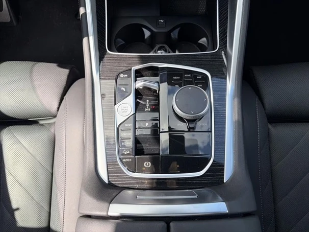 BMW X6 M60i xDrive = M-Sport = Гаранция, снимка 8 - Автомобили и джипове - 54929777
