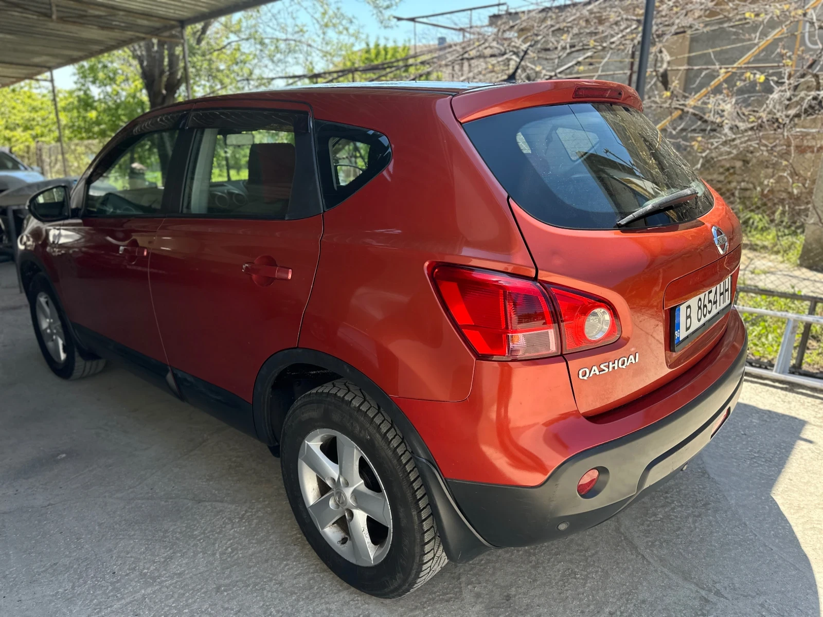 Nissan Qashqai 2.0 - изображение 4