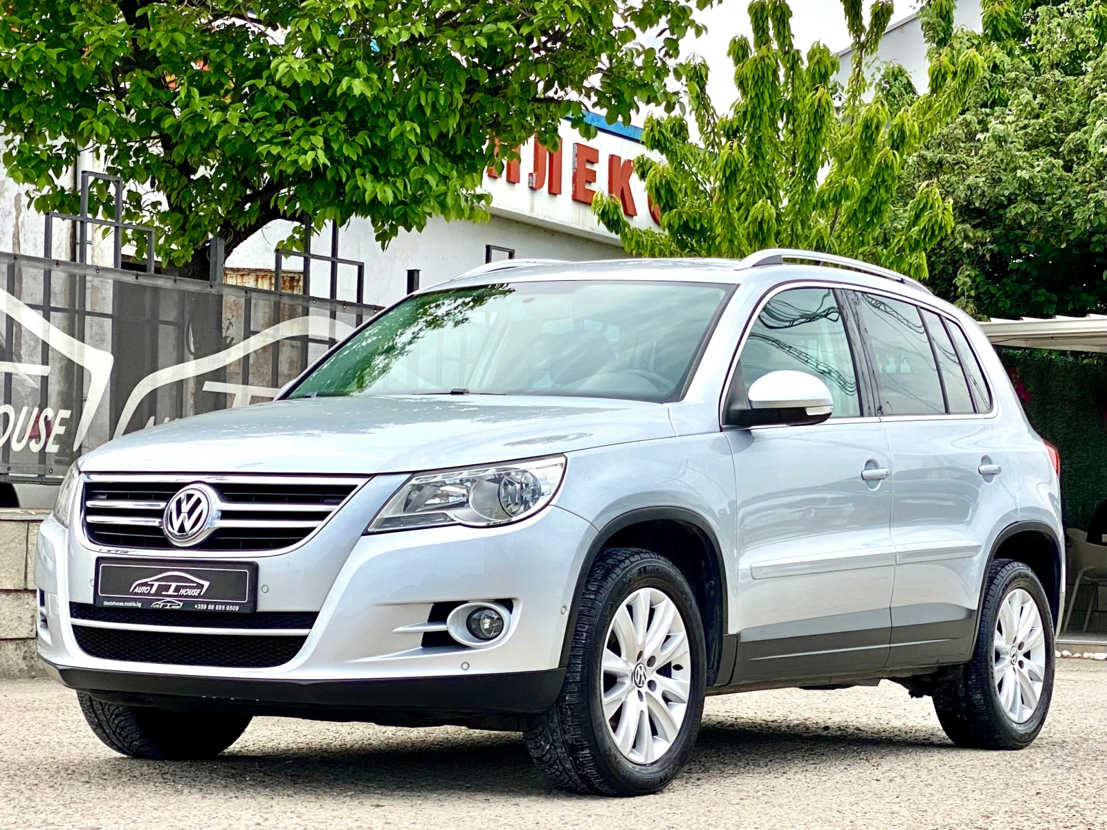 VW Tiguan 170кс.* 4Motion* КАТО НОВ! - изображение 6