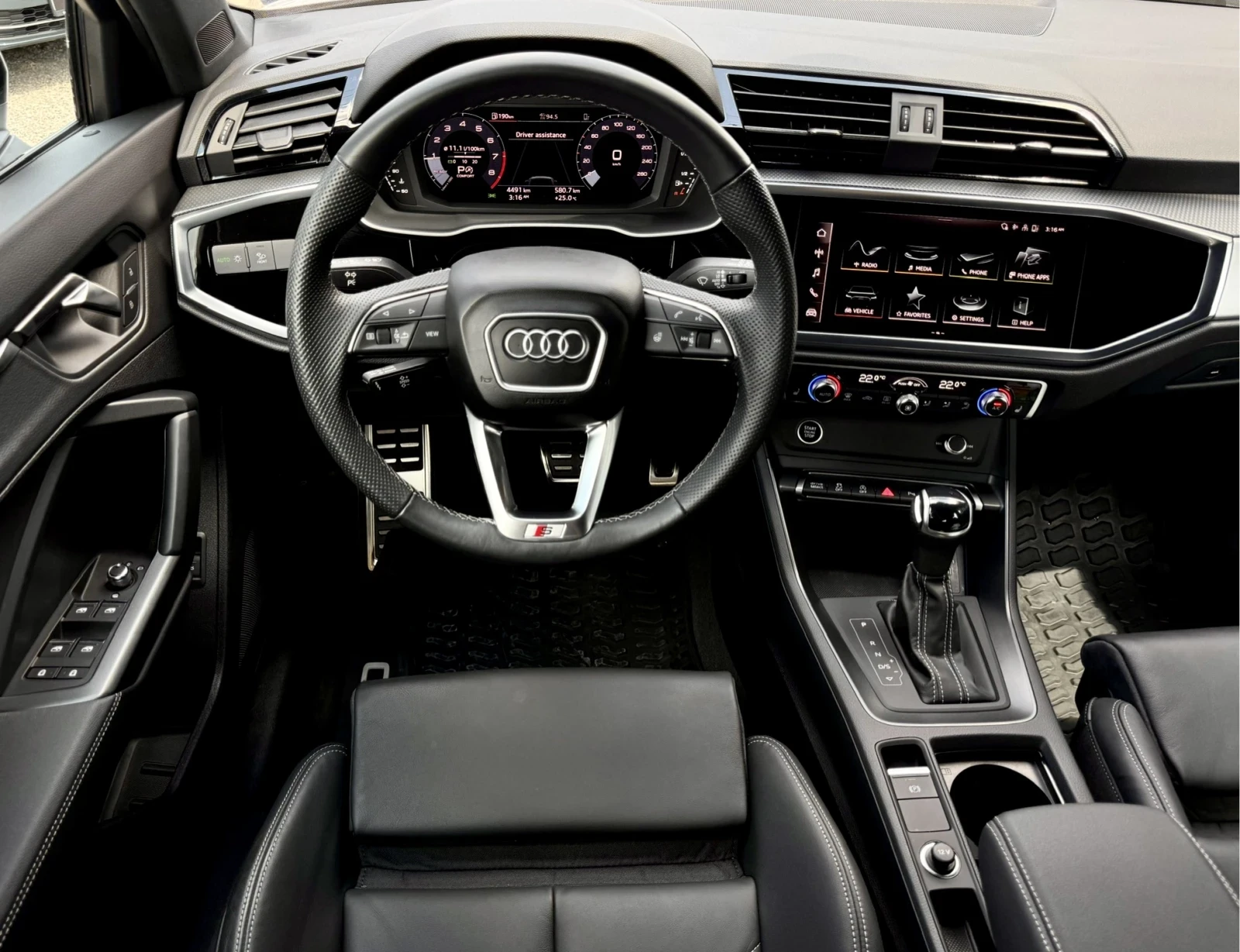 Audi Q3 S Line / 4500km - изображение 8