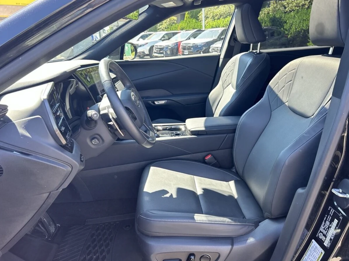 Lexus RX 350h 2023 Lexus RX RX 350h Premium Package - изображение 7