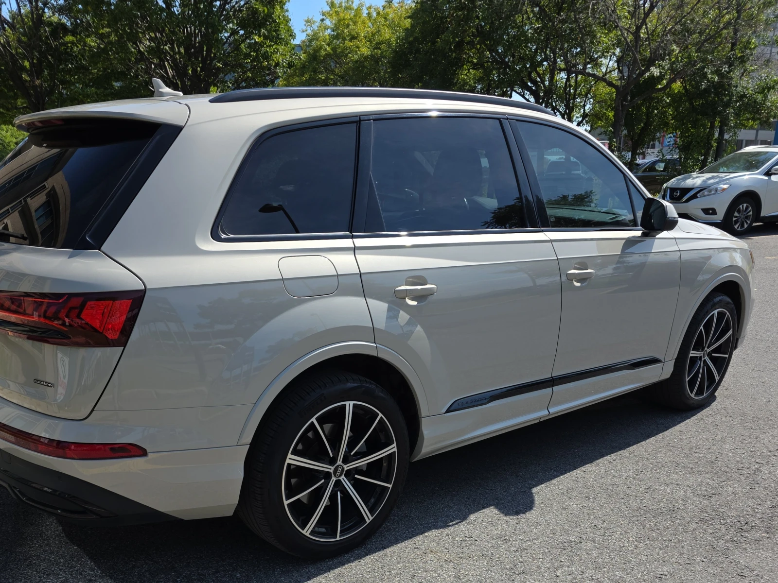 Audi Q7 Komfort* CARFAX* БЕЗ ПЪРВОНАЧАЛНА*  - изображение 4