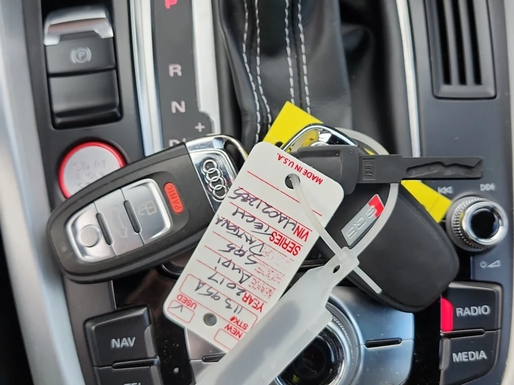 Audi SQ5 * TECHNIK * CARFAX *  - изображение 8