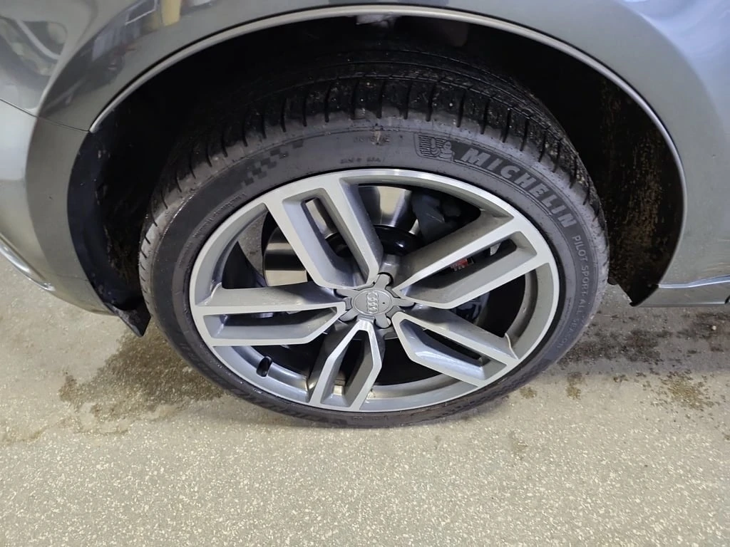 Audi SQ5 * TECHNIK * CARFAX *  - изображение 6