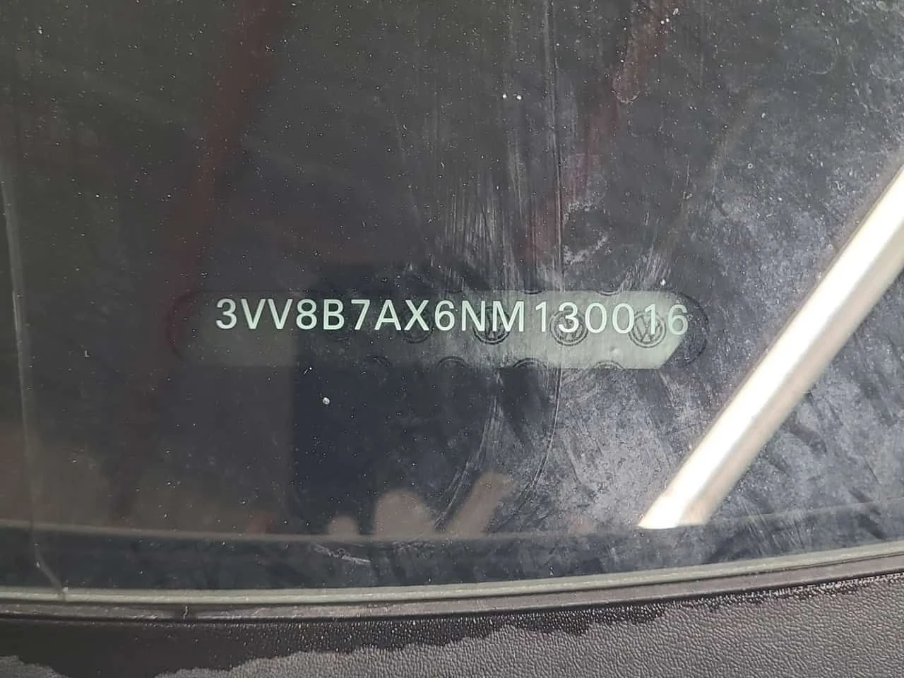 VW Tiguan R LINE BLACK EDITION| PANO| AMBIENT| 2 КЛЮЧА| , снимка 15 - Автомобили и джипове - 53972125