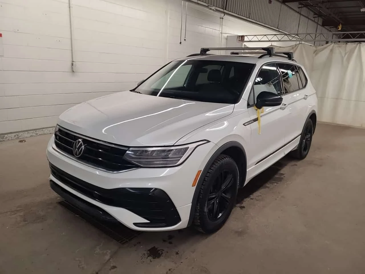 VW Tiguan R LINE BLACK EDITION| PANO| AMBIENT| 2 КЛЮЧА| 