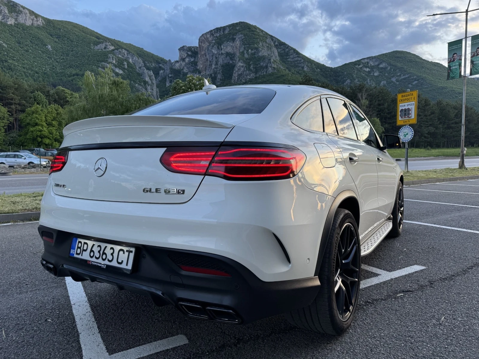 Mercedes-Benz GLE 63 S AMG, снимка 6 - Автомобили и джипове - 54829385
