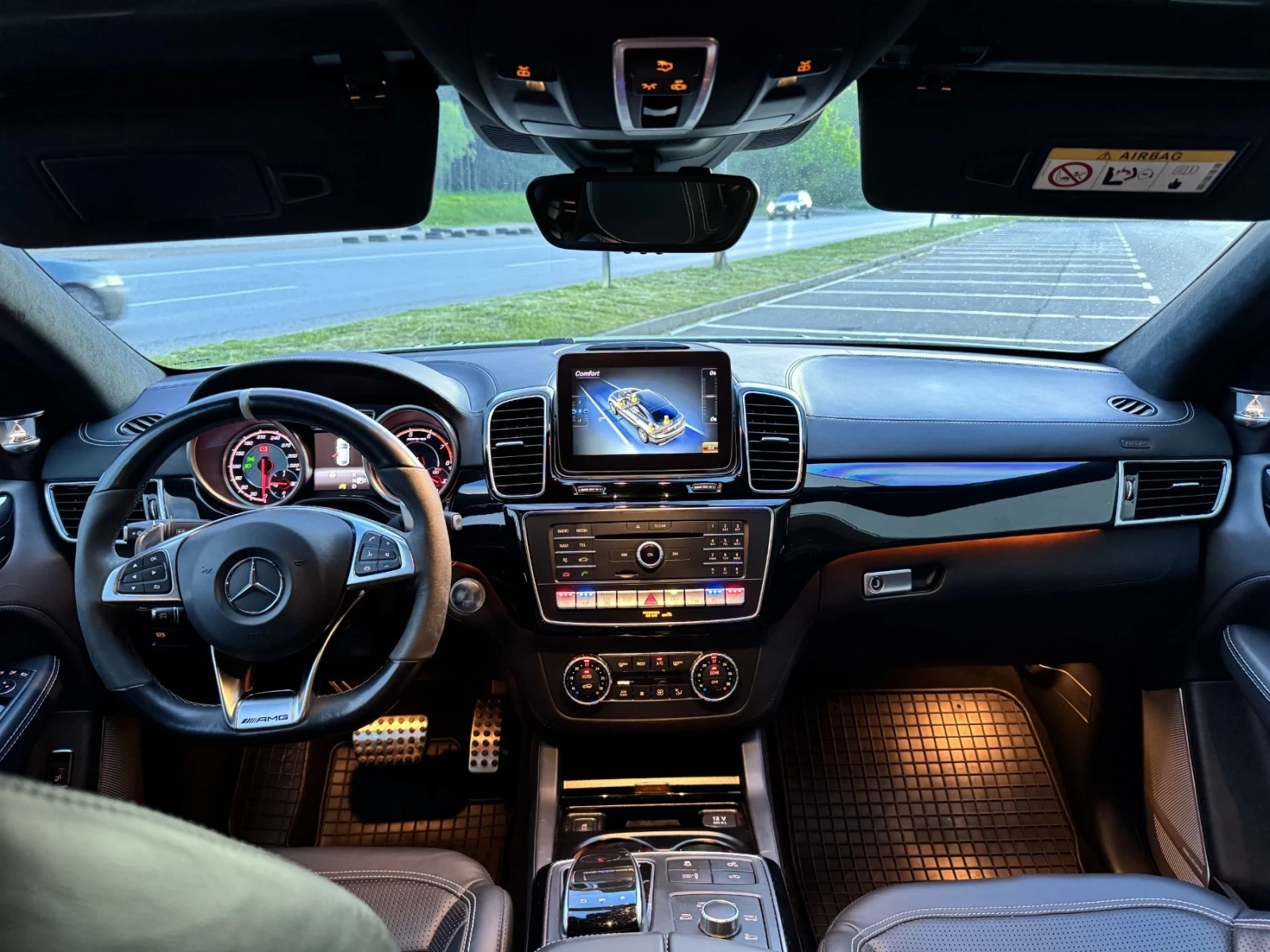 Mercedes-Benz GLE 63 S AMG, снимка 11 - Автомобили и джипове - 54829385