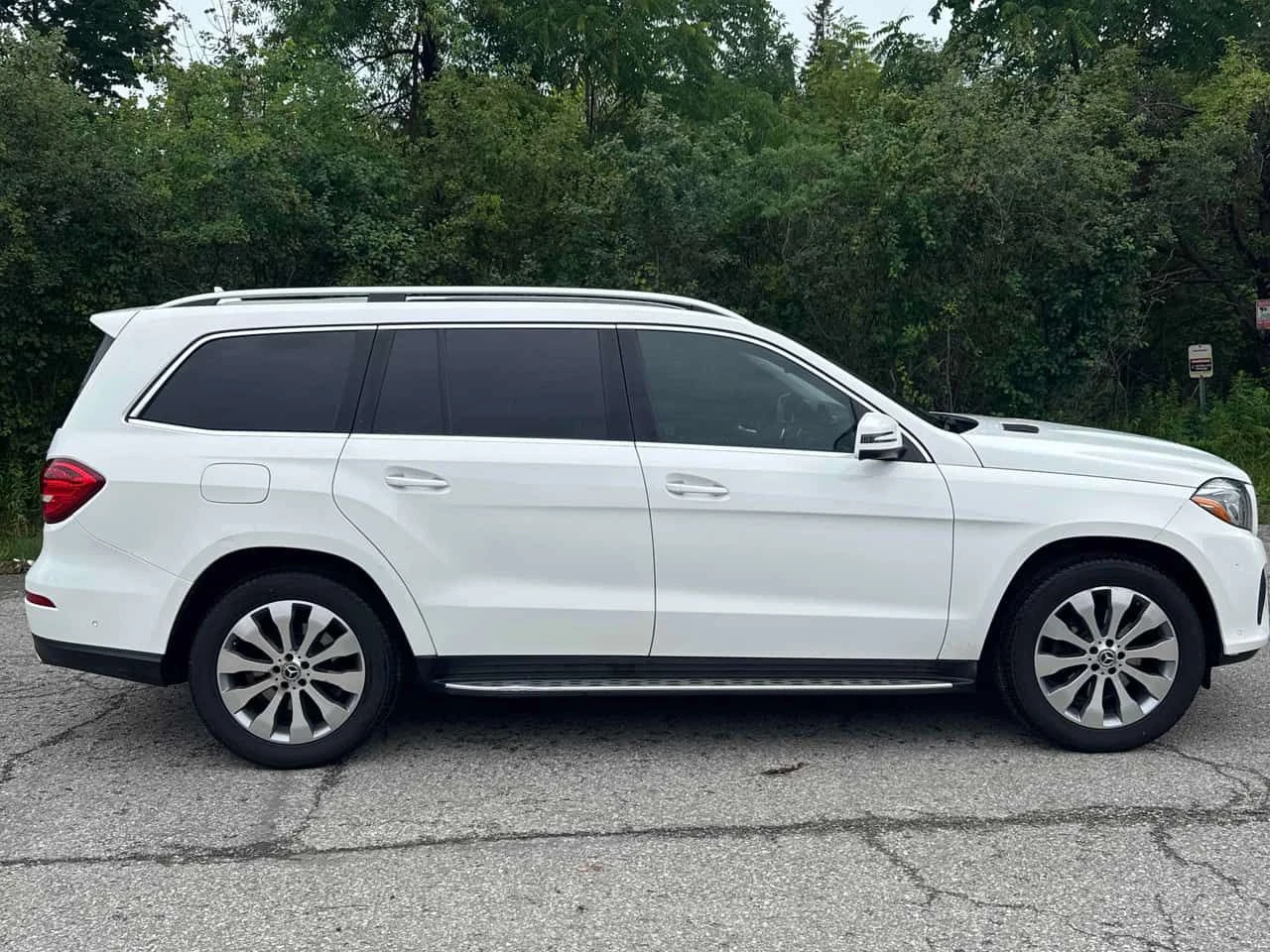 Mercedes-Benz GLS 450 * Designo * CARFAX * , снимка 4 - Автомобили и джипове - 55184221