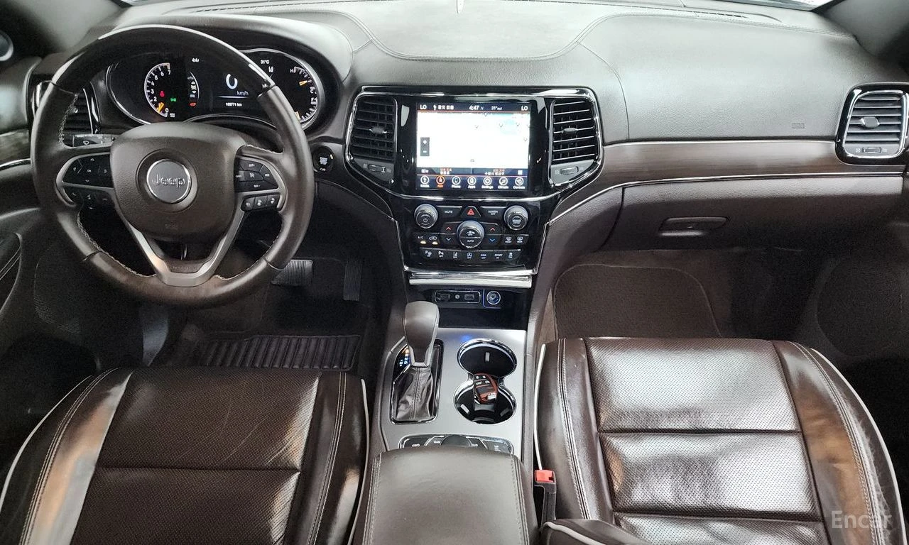 Jeep Grand cherokee 3.6* V6* 8ZF* OVERLAND* ДИСТРОНИК* ОБДУХВАНЕ* КАМЕ, снимка 6 - Автомобили и джипове - 55390534