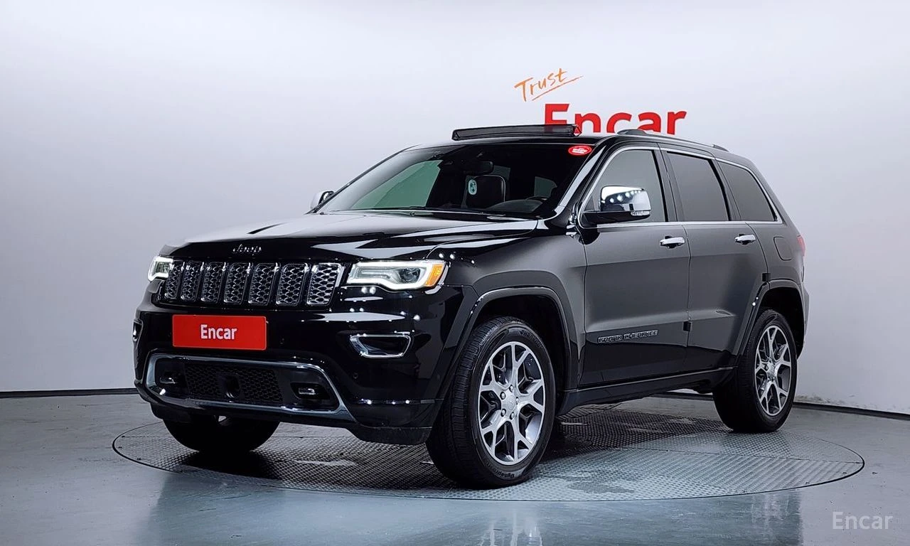 Jeep Grand cherokee 3.6* V6* 8ZF* OVERLAND* ДИСТРОНИК* ОБДУХВАНЕ* КАМЕ