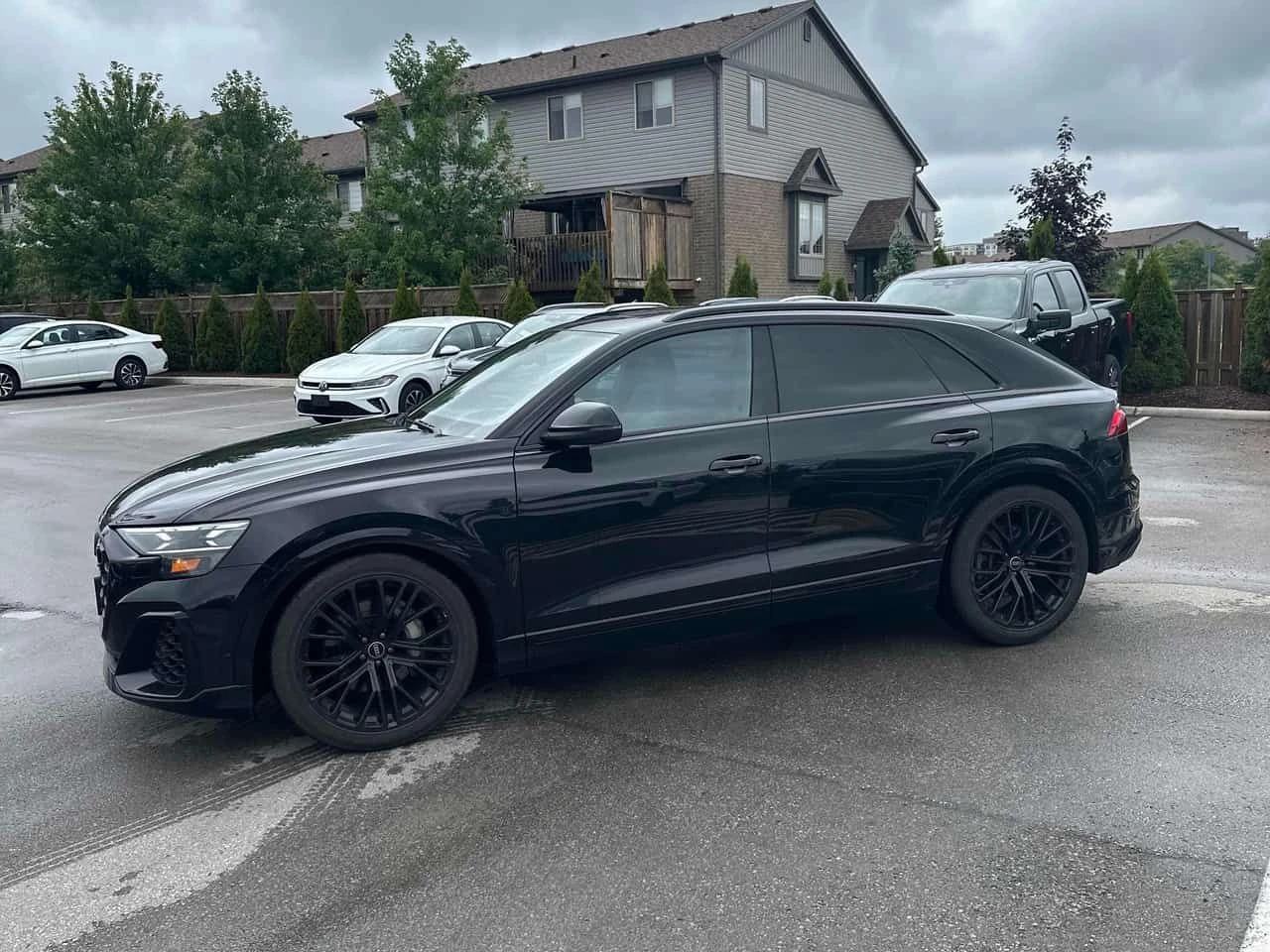Audi Q8 * Technik * CARFAX * ОПЦИЯ ЗА ФИНАНСИРАНЕ, снимка 2 - Автомобили и джипове - 55591649