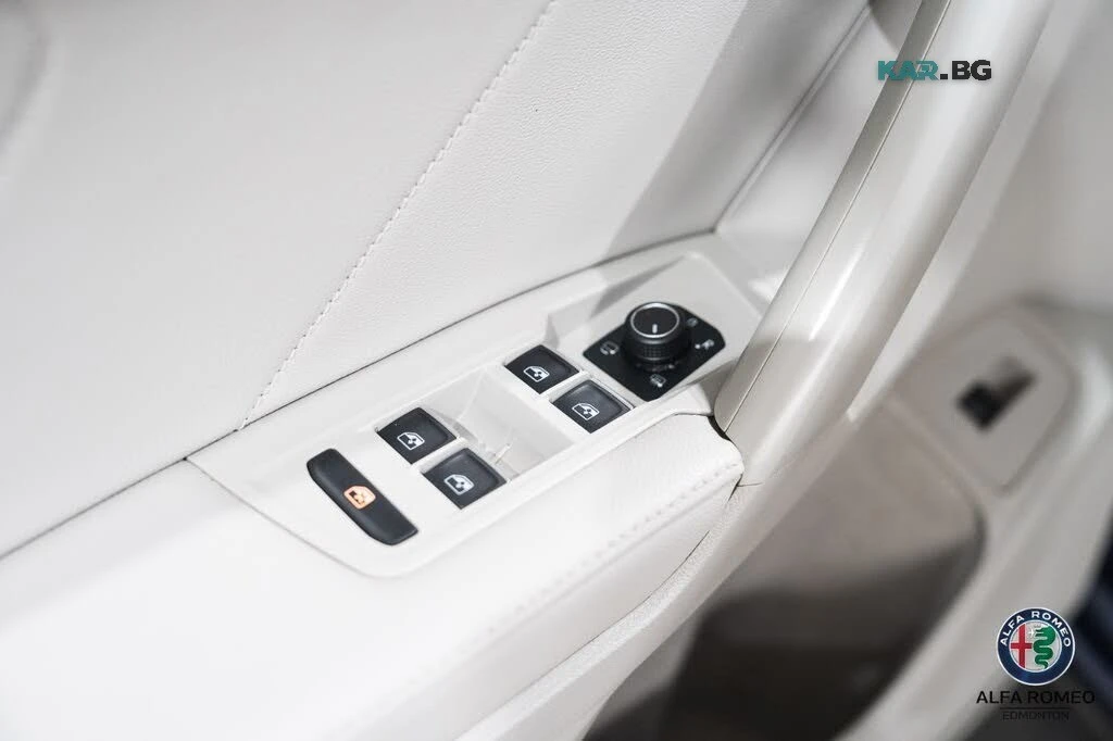 VW Tiguan Highline* R-Line* 4Motion* ПОДГР* ОБДУХ* ПАНО* КАМ, снимка 10 - Автомобили и джипове - 55900992