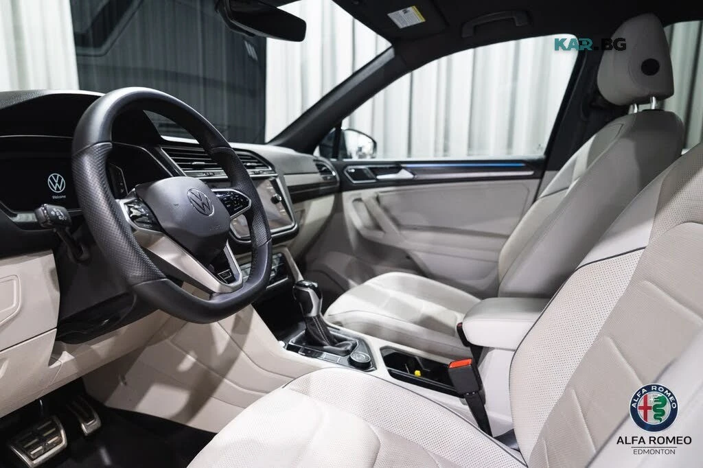 VW Tiguan Highline* R-Line* 4Motion* ПОДГР* ОБДУХ* ПАНО* КАМ, снимка 9 - Автомобили и джипове - 55900992