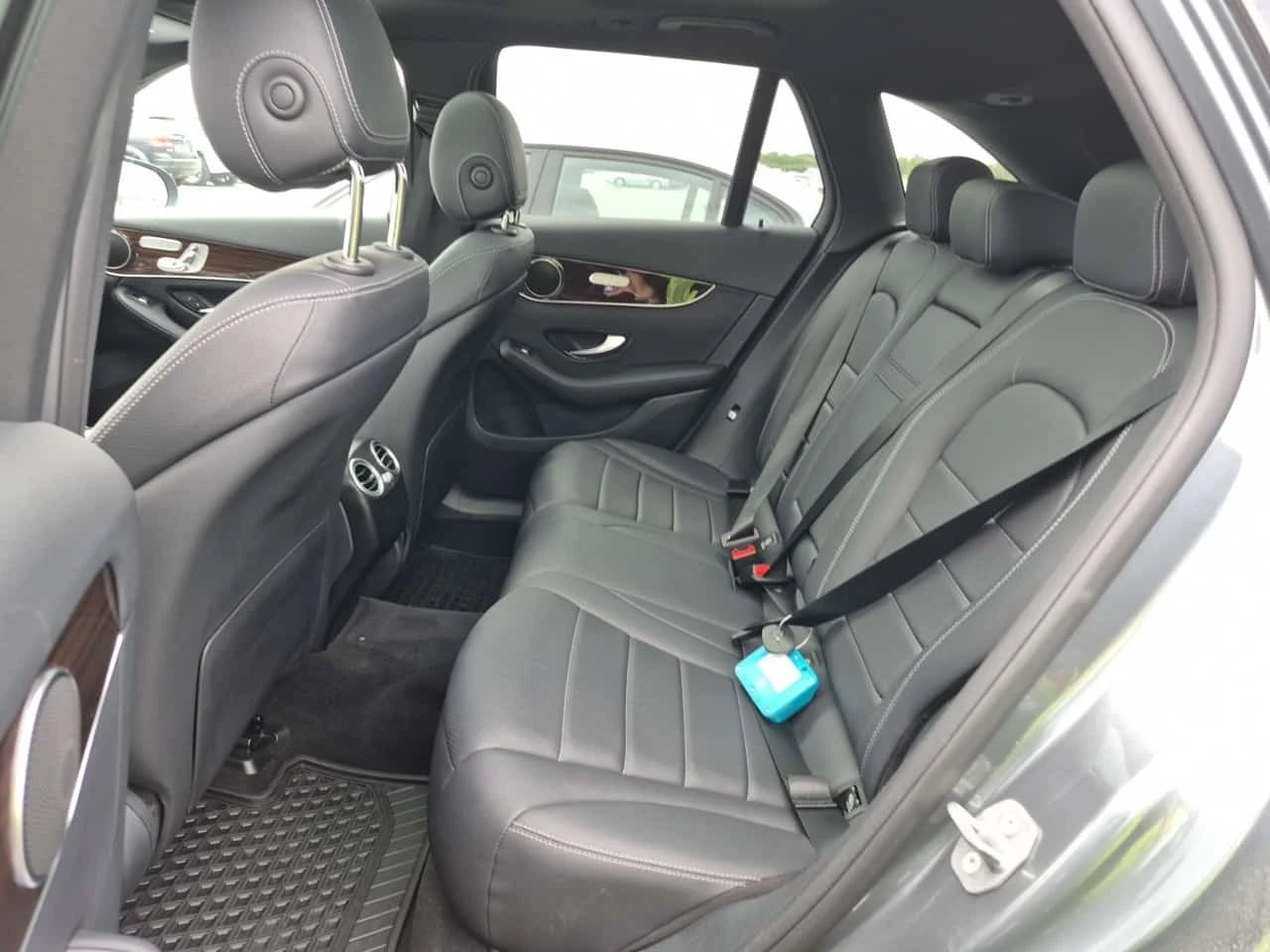 Mercedes-Benz GLC * 300 * CARFAX *  | Mobile.bg � ����������� 12