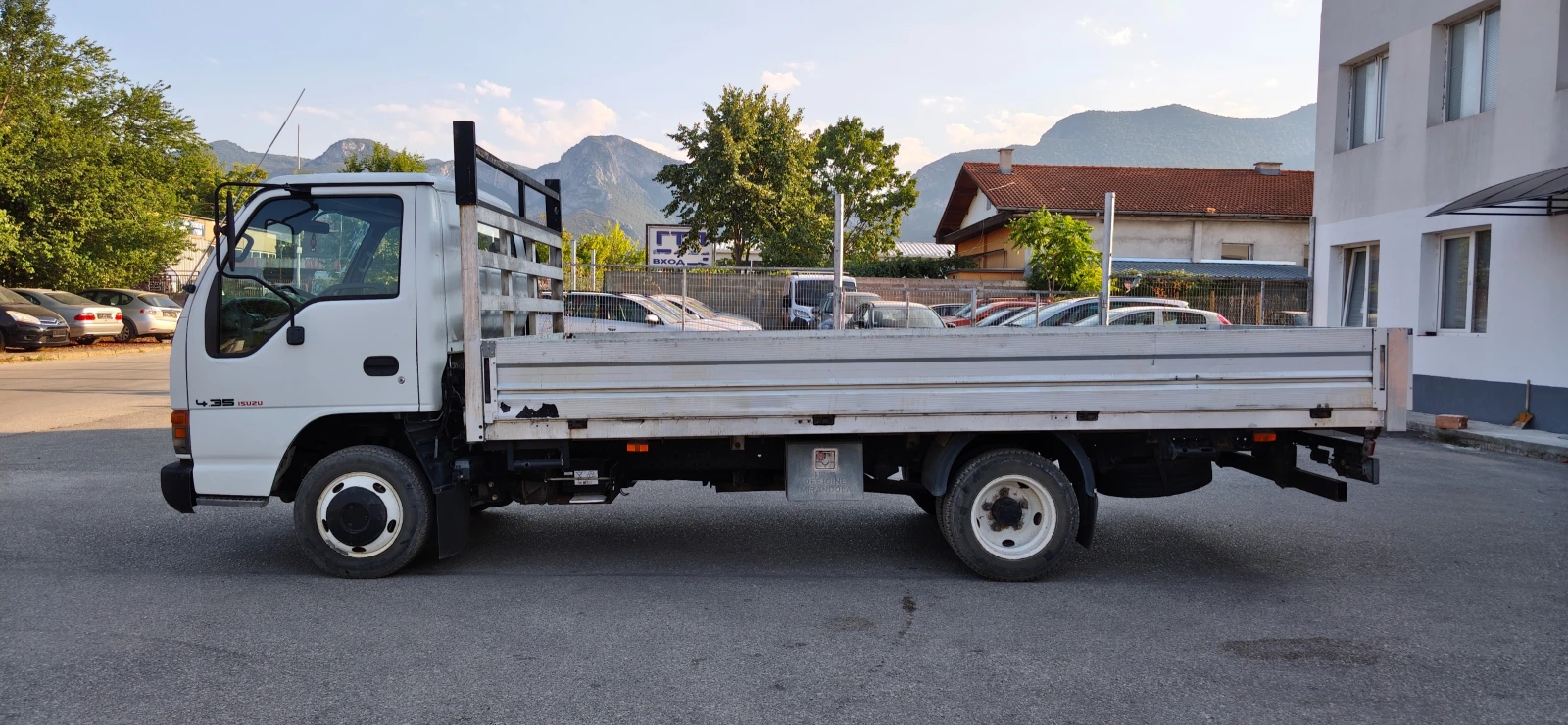 Isuzu Campo NPR TURBO DISEL* Категория Б 4.60д. 2.10ш.Климатик, снимка 7 - Бусове и автобуси - 55756062