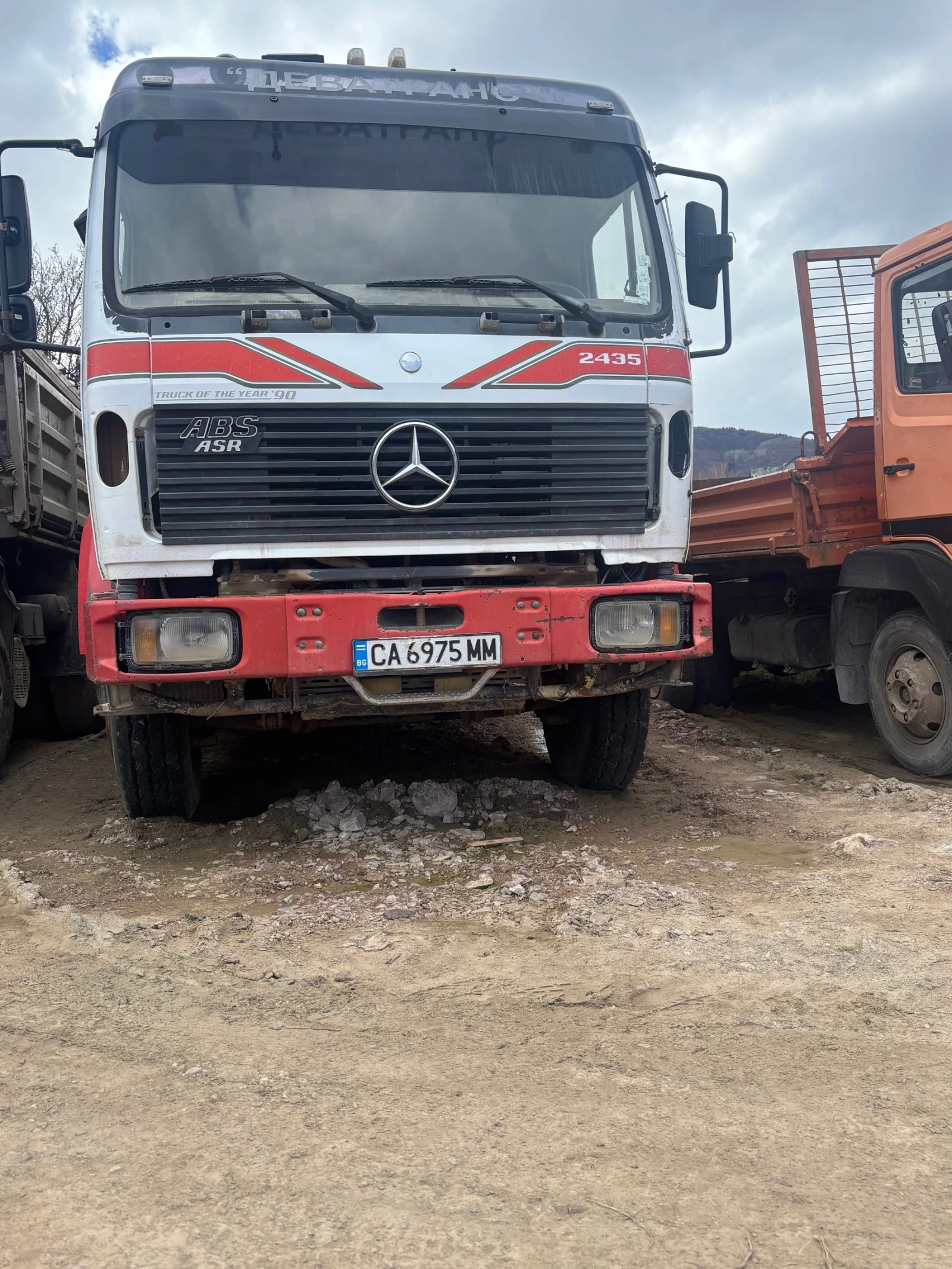 Mercedes-Benz Actros 2435
