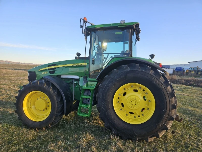 Трактор John Deere 7930, снимка 16 - Селскостопанска техника - 42128920