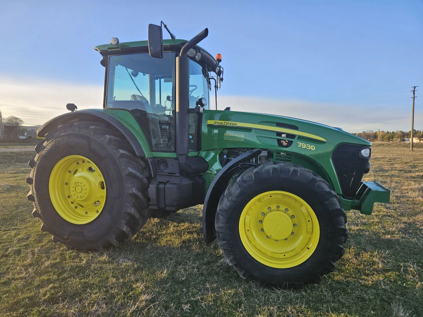 Трактор John Deere 7930 - изображение 3