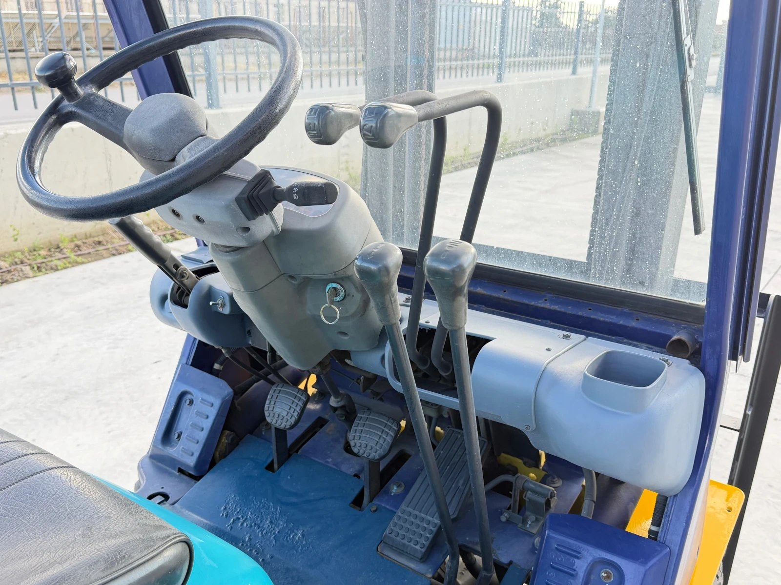 ������� Komatsu  1.8 ���� / ��� ����������� / ����� ������ | Mobile.bg � ����������� 11