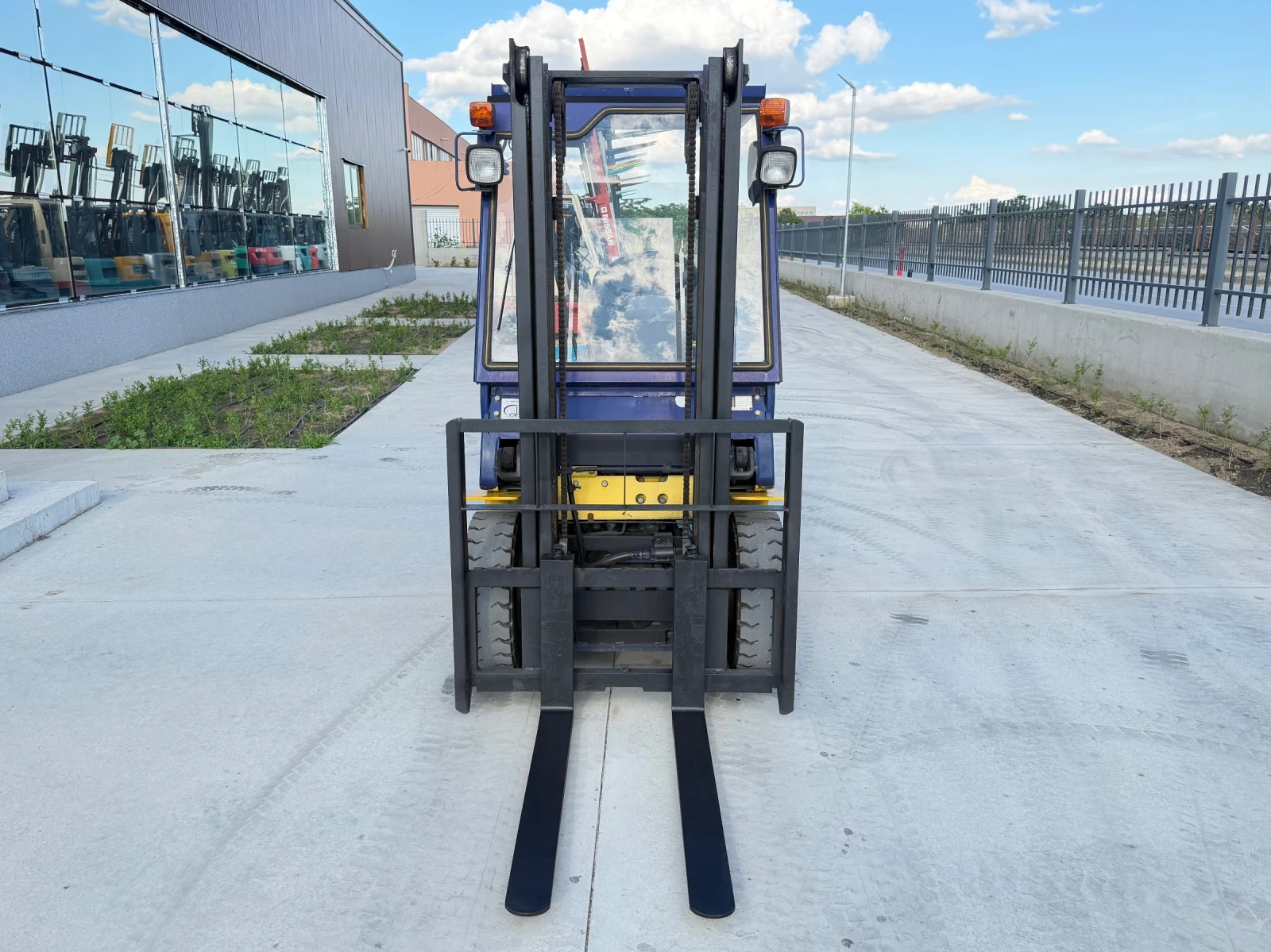������� Komatsu  1.8 ���� / ��� ����������� / ����� ������ | Mobile.bg � ����������� 8