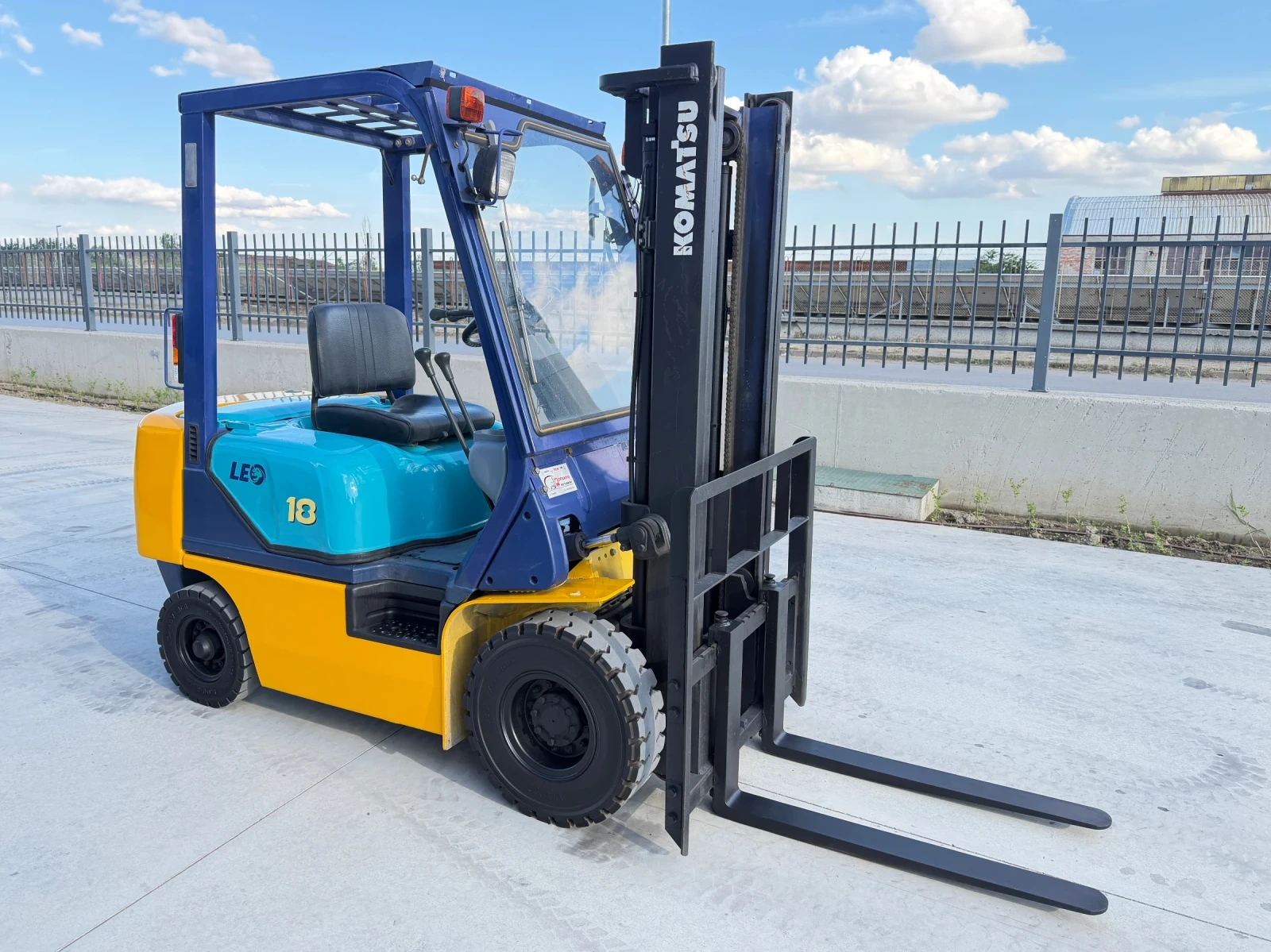 ������� Komatsu  1.8 ���� / ��� ����������� / ����� ������ | Mobile.bg � ����������� 7