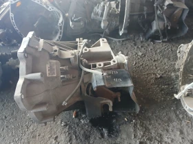 8A6R 7002 JA скорости ръчни Ford Fiesta MK7, снимка 3