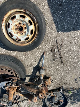 Части за Мерцедес 190, снимка 2 - Части - 52647883