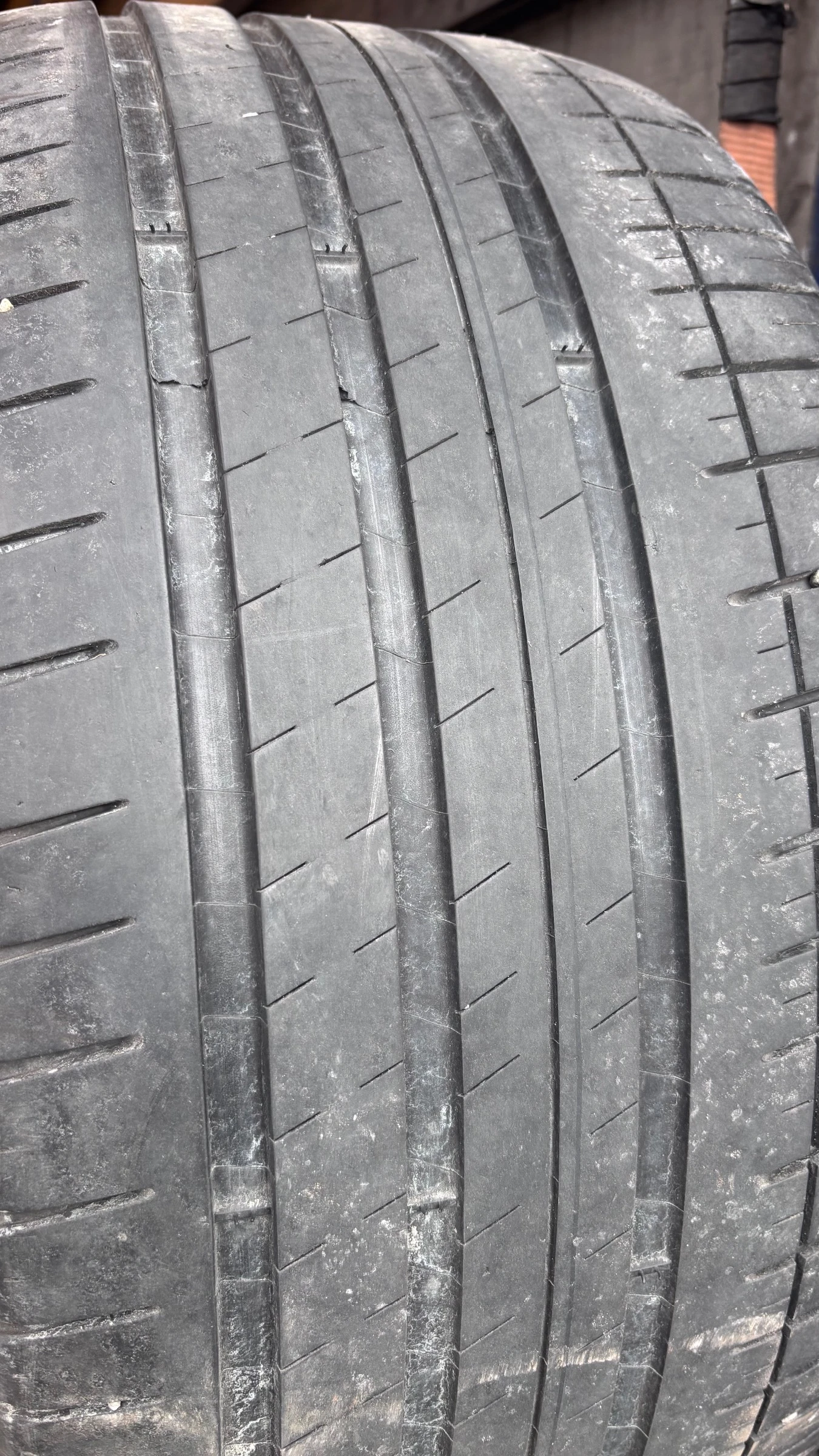 ���� 275/40R19 | Mobile.bg � ����������� 9