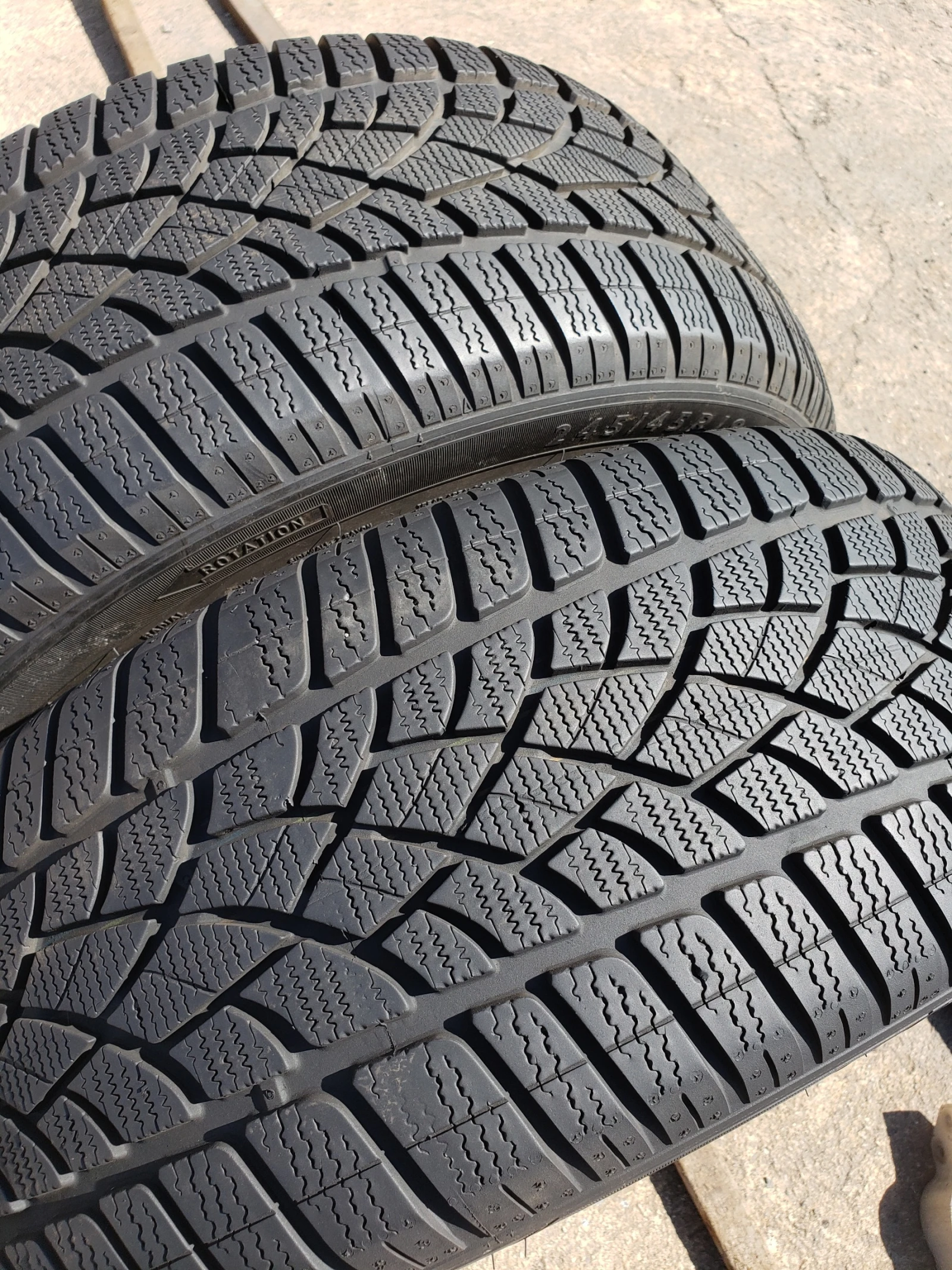 Гуми Зимни 245/45R19, снимка 4 - Гуми и джанти - 56006987