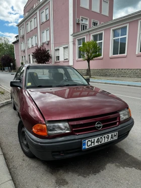 Opel Astra, снимка 1