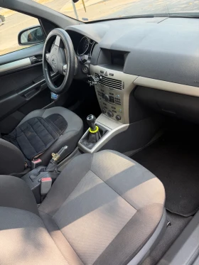 Opel Astra, снимка 12