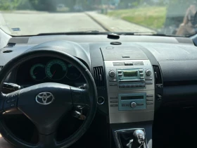 Toyota Corolla verso, снимка 3