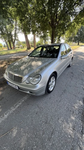 Обява за продажба на Mercedes-Benz C 200 W203 ~6 000 лв. - изображение 1