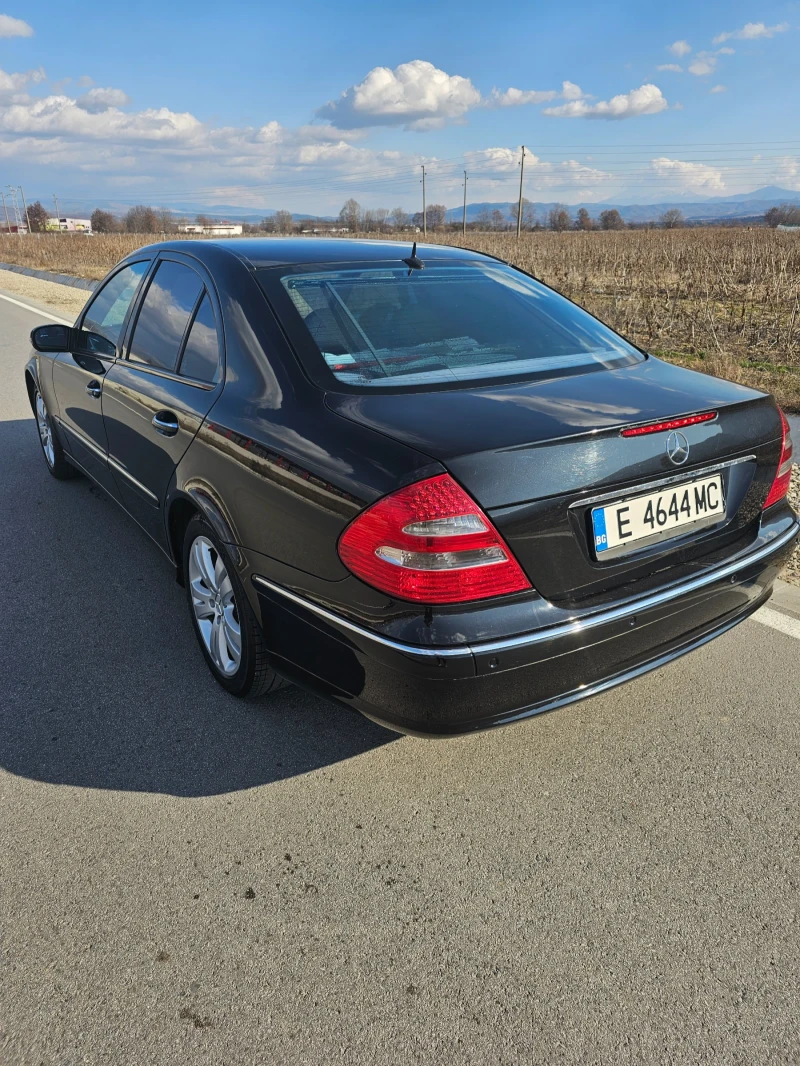 Mercedes-Benz E 500, снимка 5 - Автомобили и джипове - 48353770