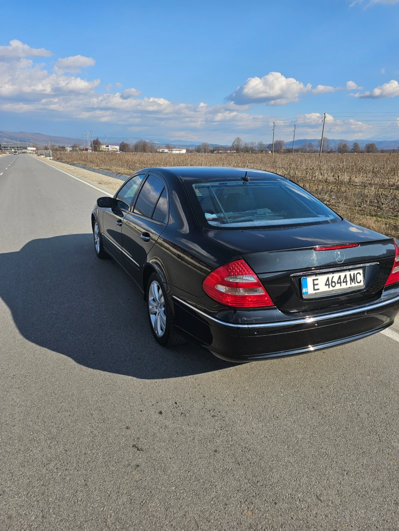 Mercedes-Benz E 500, снимка 8 - Автомобили и джипове - 48353770