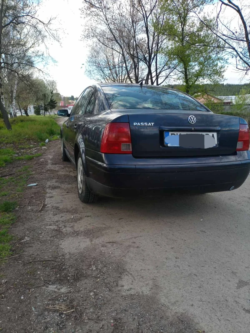 VW Passat 1.6 ГАЗ БЕНЗИН , снимка 4 - Автомобили и джипове - 49137642