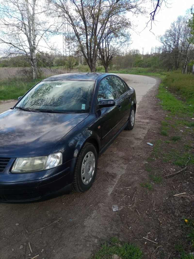 VW Passat 1.6 ГАЗ БЕНЗИН , снимка 3 - Автомобили и джипове - 49137642