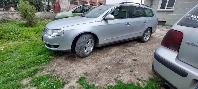 VW Passat, снимка 12 - Автомобили и джипове - 49448131