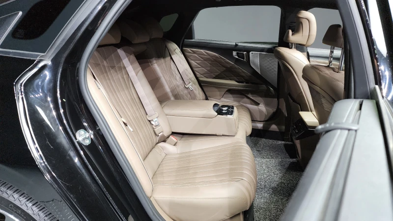 Kia K8 HYBRID SIGNATURE, снимка 11 - Автомобили и джипове - 52547202